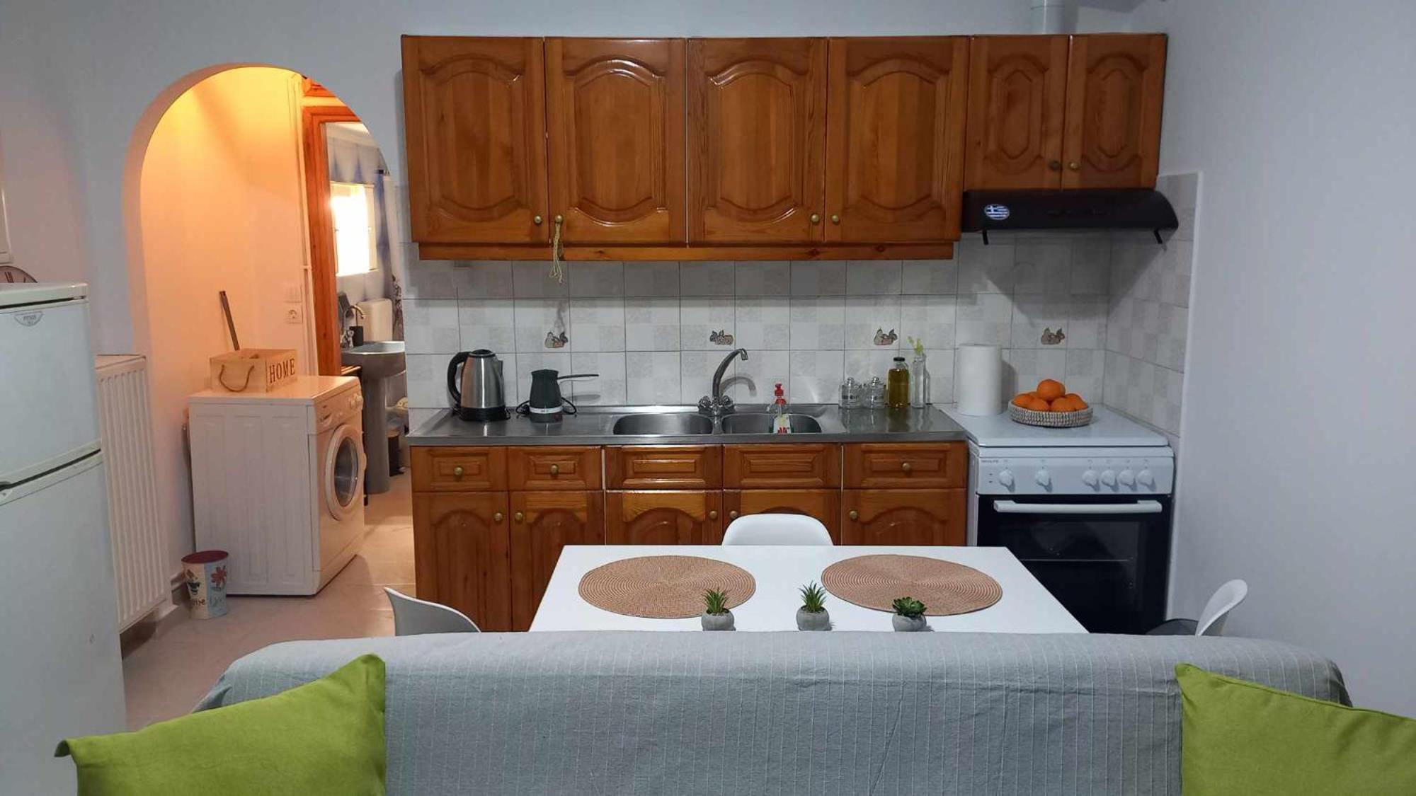Triζin Apartment Galatas  Exterior photo